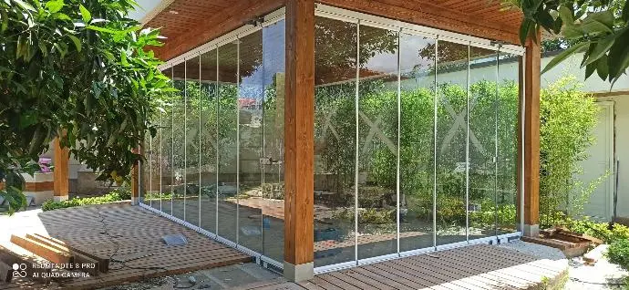 آلاچیق شیشه ای جی سان