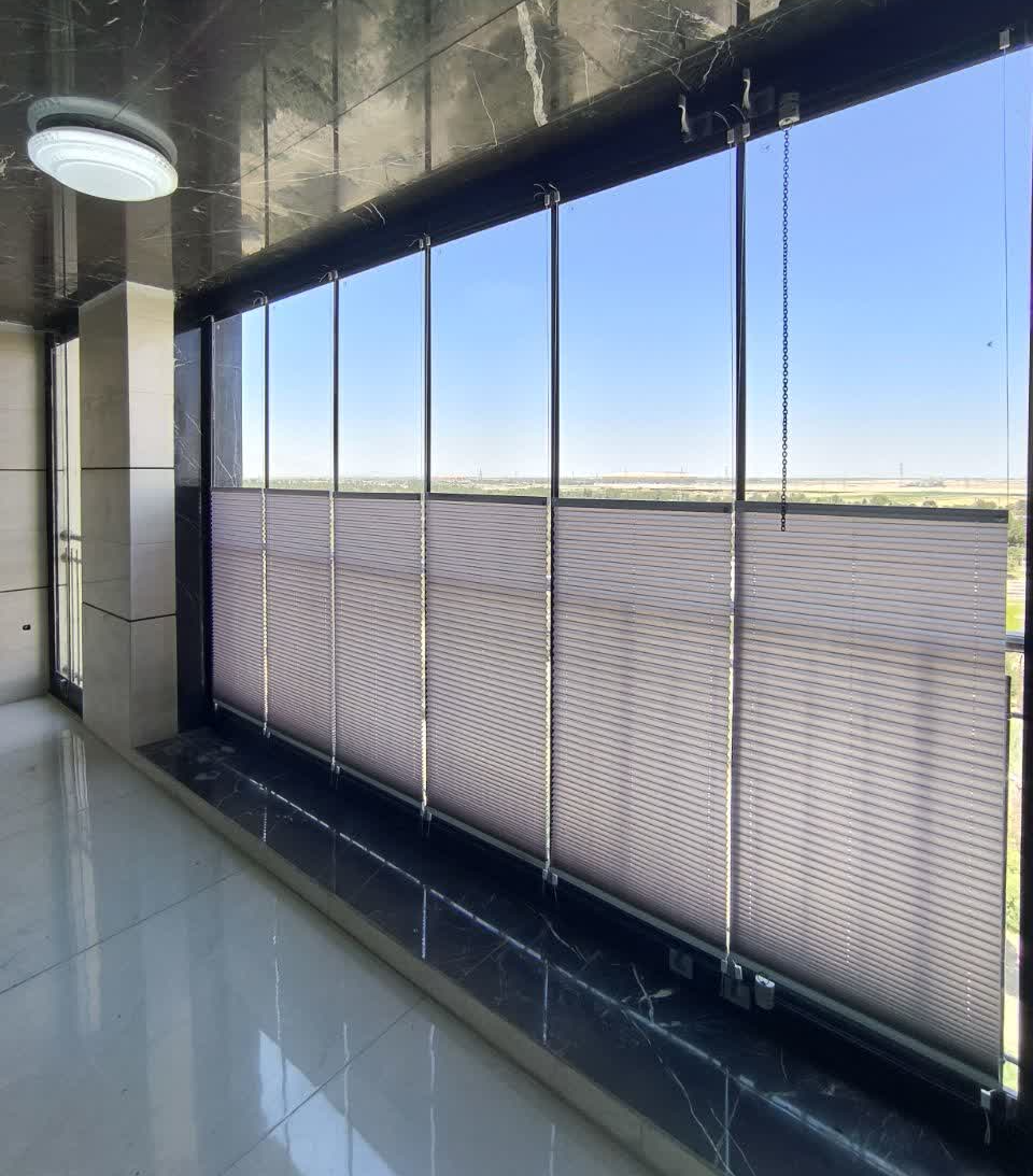 پرده شیشه بالکن